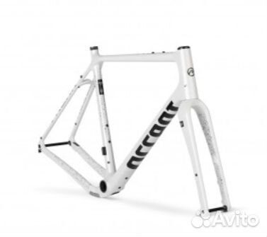 Рама Accent Freak Carbon SET